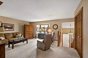 1729 Presidential Ln, Shakopee, MN 55379 - Photo 28