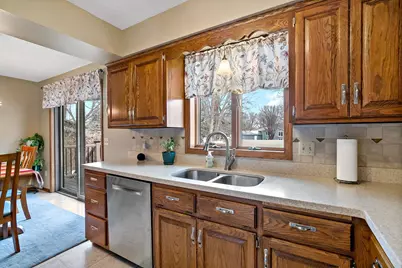 1729 Presidential Lane, Shakopee, MN 55379 - Photo 20