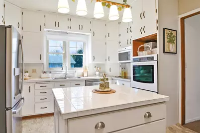 929 Elm Avenue E, Waseca, MN 56093 - Photo 6