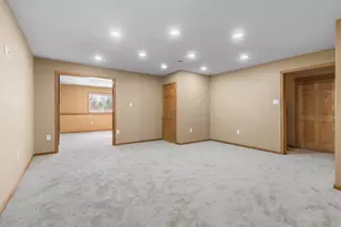 10543 Noble Cir N, Brooklyn Park, MN 55443 - Photo 32