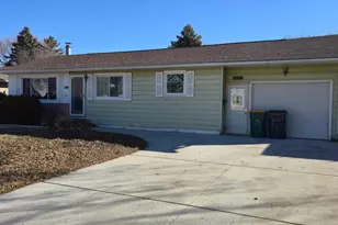 409 S 1st St, Marshall, MN 56258 - Photo 1