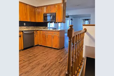 409 S 1st Street, Marshall, MN 56258 - Photo 10