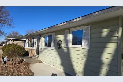 409 S 1st Street, Marshall, MN 56258 - Photo 2