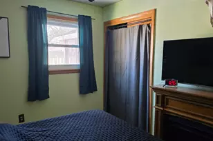 409 S 1st St, Marshall, MN 56258 - Photo 14