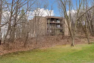 5697 Green Cir Dr, Hopkins, MN 55343 - Photo 28