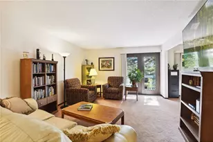 5210 Balmoral Ln, Bloomington, MN 55437 - Photo 4