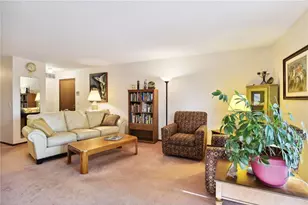 5210 Balmoral Ln, Bloomington, MN 55437 - Photo 6