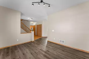 17909 68th Ave N, Maple Grove, MN 55311 - Photo 4