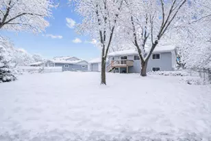 20420 Hughes Ave W, Lakeville, MN 55044 - Photo 14