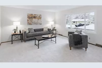 20420 Hughes Avenue W, Lakeville, MN 55044 - Photo 2