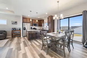 729 Tall Grass Lane, Wanamingo, MN 55983 - Photo 6