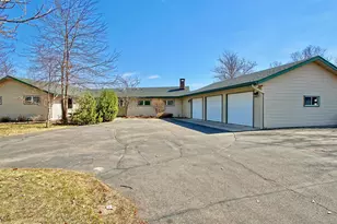 237 Butternut Ave, Red Wing, MN 55066 - Photo 2