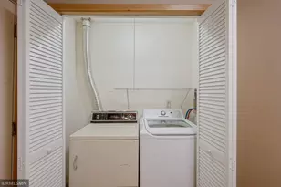 4075 Wilshire Cir, Shoreview, MN 55126 - Photo 16