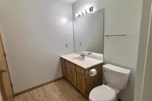 4075 Wilshire Cir, Shoreview, MN 55126 - Photo 18