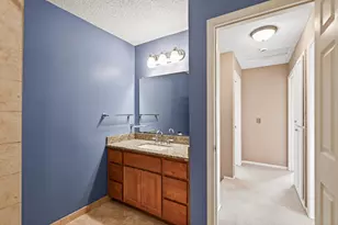 11712 Sierra Ct, Burnsville, MN 55337 - Photo 18