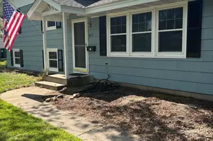 4617 Southmore Dr, Bloomington, MN 55437 - Photo 2