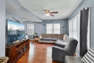 1942 Oliver Ave N, Minneapolis, MN 55411 - Photo 10