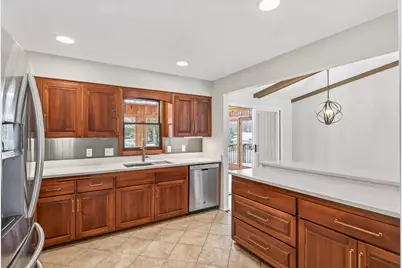 6616 Hillsboro Avenue N, Brooklyn Park, MN 55428 - Photo 26