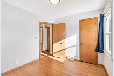 8624 Columbus Avenue S, Bloomington, MN 55420 - Photo 14