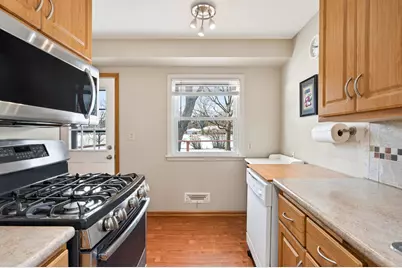 8624 Columbus Avenue S, Bloomington, MN 55420 - Photo 8