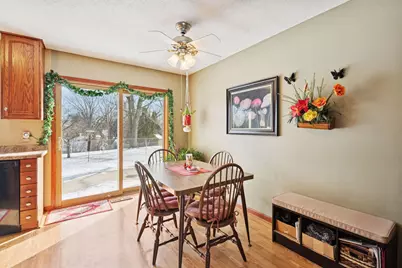 5832 Rhode Island Avenue N, Crystal, MN 55428 - Photo 12