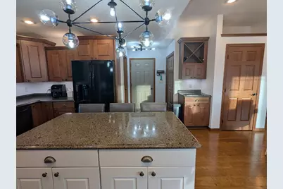 212 Eastwood Drive, Redwood Falls, MN 56283 - Photo 4