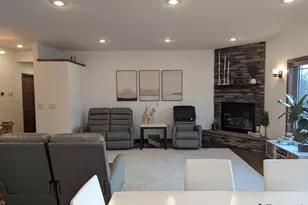 212 Eastwood Dr, Redwood Falls, MN 56283 - Photo 8