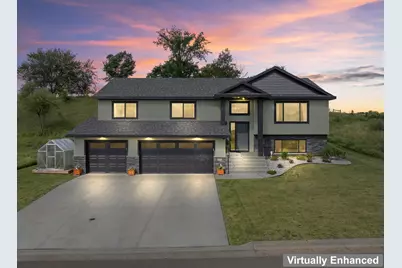 600 Mulligan Drive, Zumbrota, MN 55992 - Photo 2