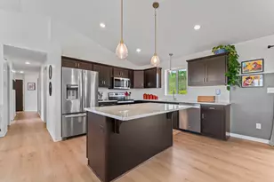 600 Mulligan Dr, Zumbrota, MN 55992 - Photo 12