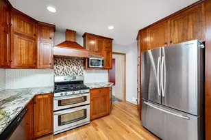 10470 Lancaster Ln N, Maple Grove, MN 55369 - Photo 6