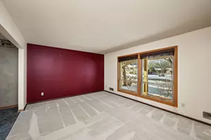 10470 Lancaster Ln N, Maple Grove, MN 55369 - Photo 14