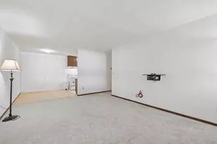 14620 Garrett Ave, Apple Valley, MN 55124 - Photo 4