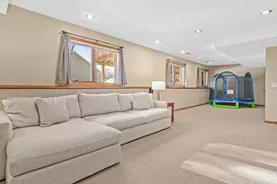 13925 Duluth Ct, Apple Valley, MN 55124 - Photo 12