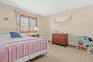 13925 Duluth Ct, Apple Valley, MN 55124 - Photo 14