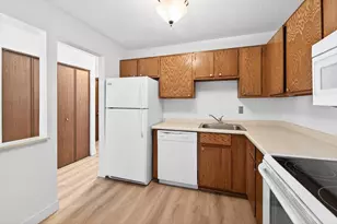 1903 Silver Bell Rd, Eagan, MN 55122 - Photo 8