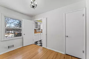 11832 Crawford Rd W, Minnetonka, MN 55343 - Photo 16