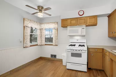 821 9th Avenue S, South Saint Paul, MN 55075 - Photo 4