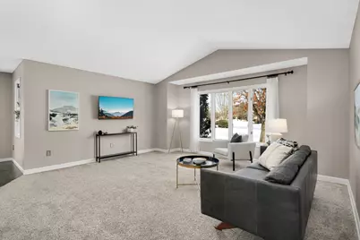 13715 59th Place N, Plymouth, MN 55446 - Photo 2