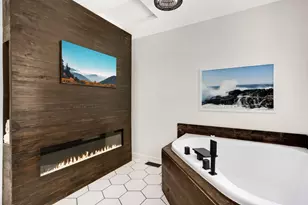 13715 59th Pl N, Plymouth, MN 55446 - Photo 18