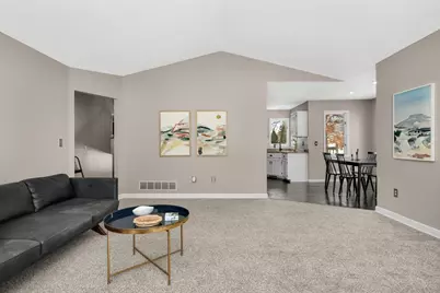 13715 59th Place N, Plymouth, MN 55446 - Photo 4