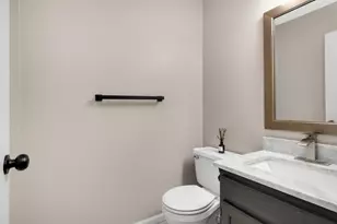 13715 59th Pl N, Plymouth, MN 55446 - Photo 12