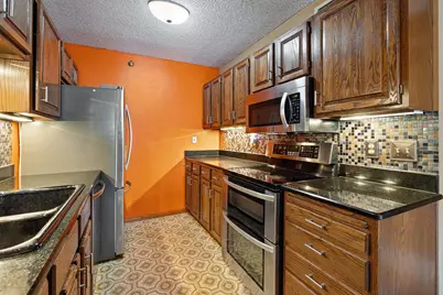 1225 Lasalle Avenue #501, Minneapolis, MN 55403 - Photo 12