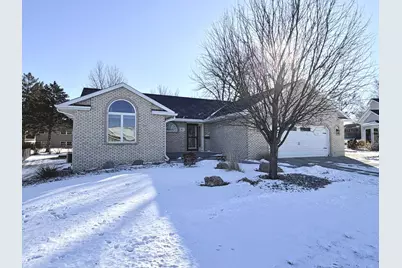 867 Briarwood Drive, Worthington, MN 56187 - Photo 2