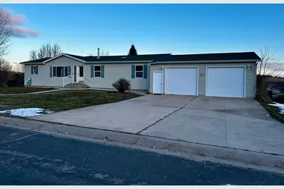 327 Parkside Drive SE, Preston, MN 55965 - Photo 2