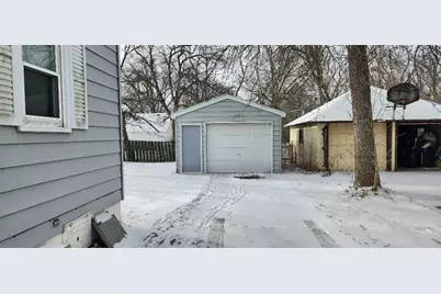 404 12th Street SE, Austin, MN 55912 - Photo 26