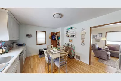 404 12th Street SE, Austin, MN 55912 - Photo 6