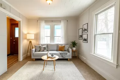 424 W Birch Avenue, Fergus Falls, MN 56537 - Photo 2