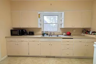 424 W Birch Ave, Fergus Falls, MN 56537 - Photo 8