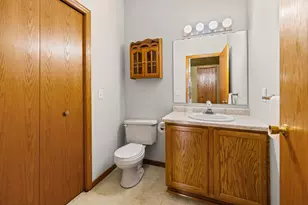 2119 Parkway Ave, Shakopee, MN 55379 - Photo 16