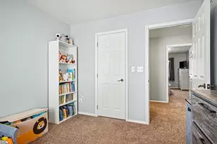 406 S 3rd St, Beaver Creek, MN 56116 - Photo 14